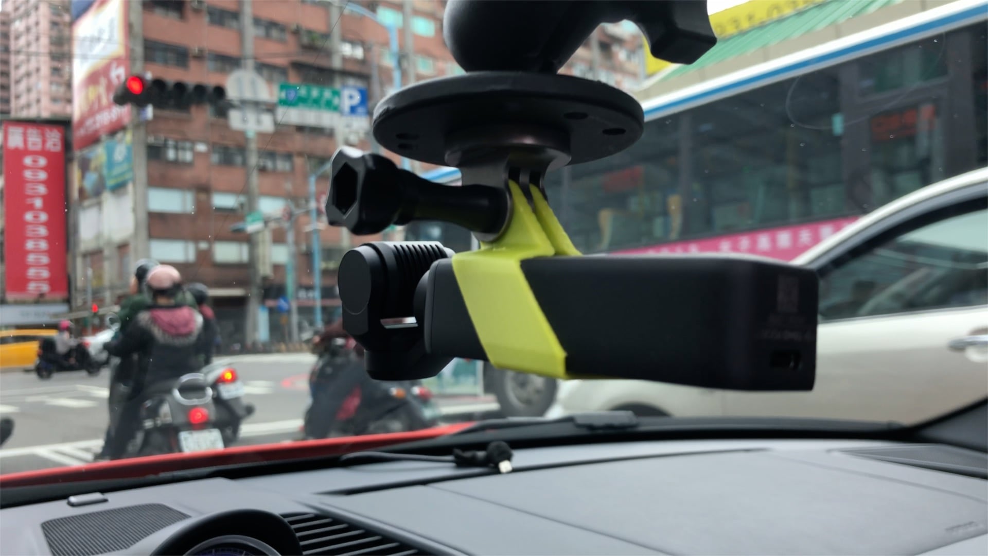 《吉米帶你看》DJI OSMO POCKET 可當行車記錄器嗎？
